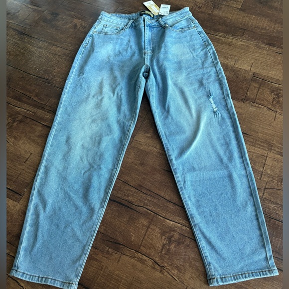 NWT | Suzanne Betro Mia High Waist Super Relaxed Jeans - Picture 6 of 11